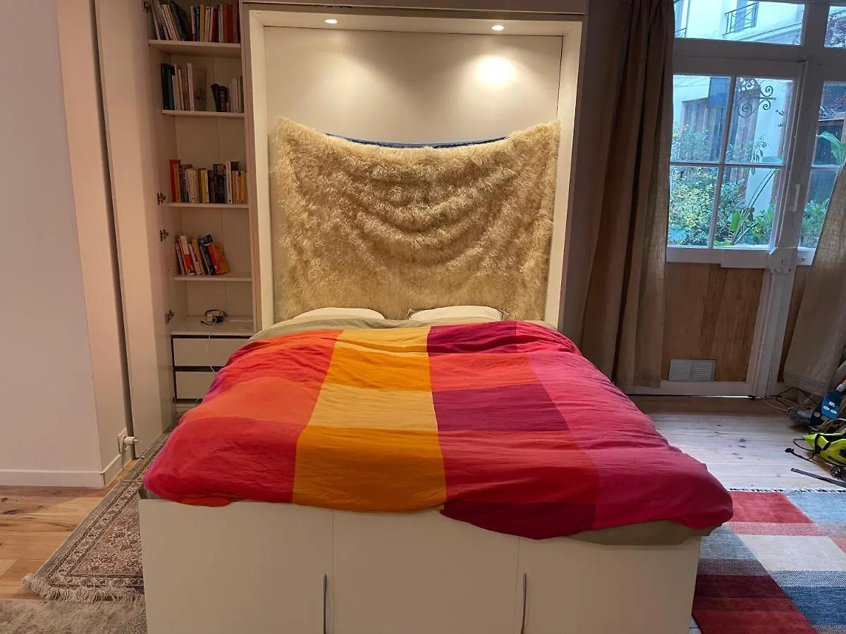 Apartment Eleusis-paris